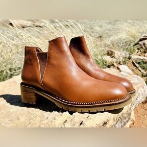 Women’s Seychelles Leather Heart Of Gold Booties